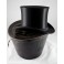 Boîte à chapeau 'Mode de Paris exposition universelle 1889' et un chapeau haut de forme