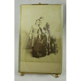 Grand cadre porte photo en laiton et verre biseauté époque 1ère moitié du 20ème siècle