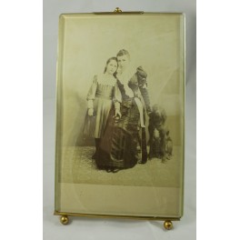 Grand cadre porte photo en laiton et verre biseauté époque 1ère moitié du 20ème siècle