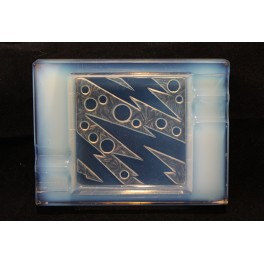 Vide-poche ou cendrier en verre opalescent Verlys vers 1930 VENDU
