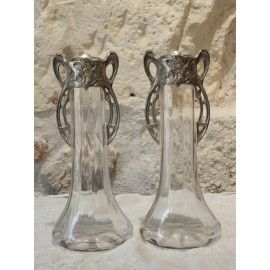 Paire de vase en verre et monture en métal argenté Art Nouveau, vers 1900