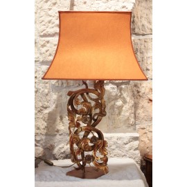 Grande lampe en bois dor&eacute; et incrustations Asie, 20&egrave;me si&egrave;cle