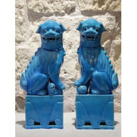 Grande paire de chiens F&ocirc; en c&eacute;ramique, 1&egrave;re moiti&eacute; du 20&egrave;me si&egrave;cle