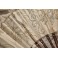Éventail en soie et décor de sequins brins en bois repercé vers 1900
