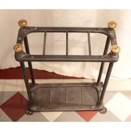 Porte-parapluie, porte-canne en fer et laiton Art Nouveau vers 1900