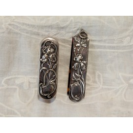 Ensemble d'une brosse et d'un peigne miniature monture argent massif vers 1900