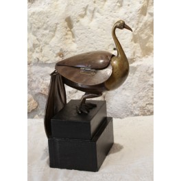 Sculpture oiseau formant bo&icirc;te en laiton vers 1970