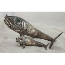 Deux poissons en argent massif &eacute;poque, travail espagnol, 20&egrave;me si&egrave;cle